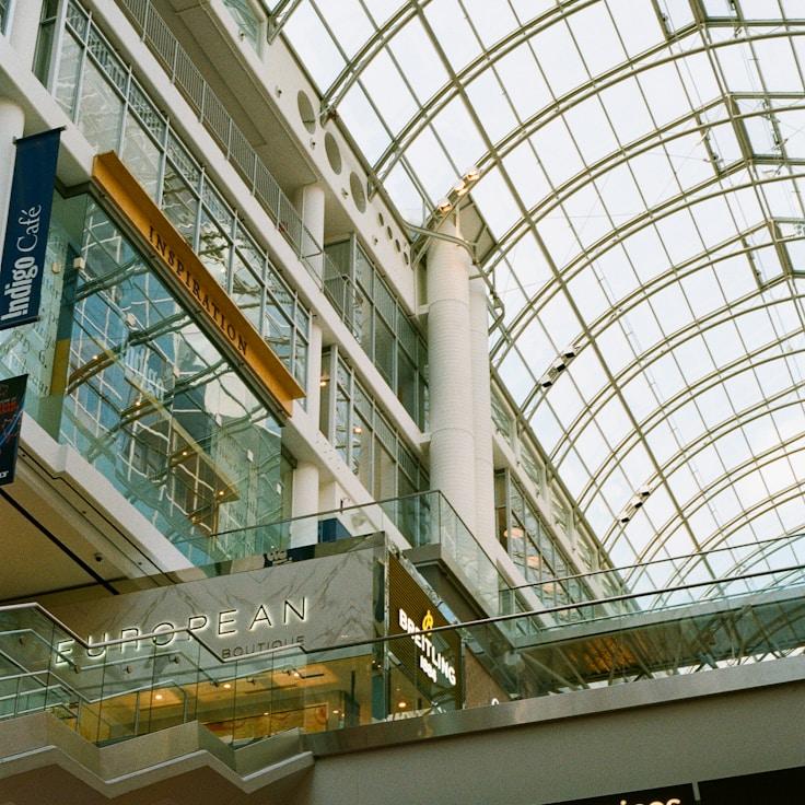 Family-friendly shopping and daily life in Italy